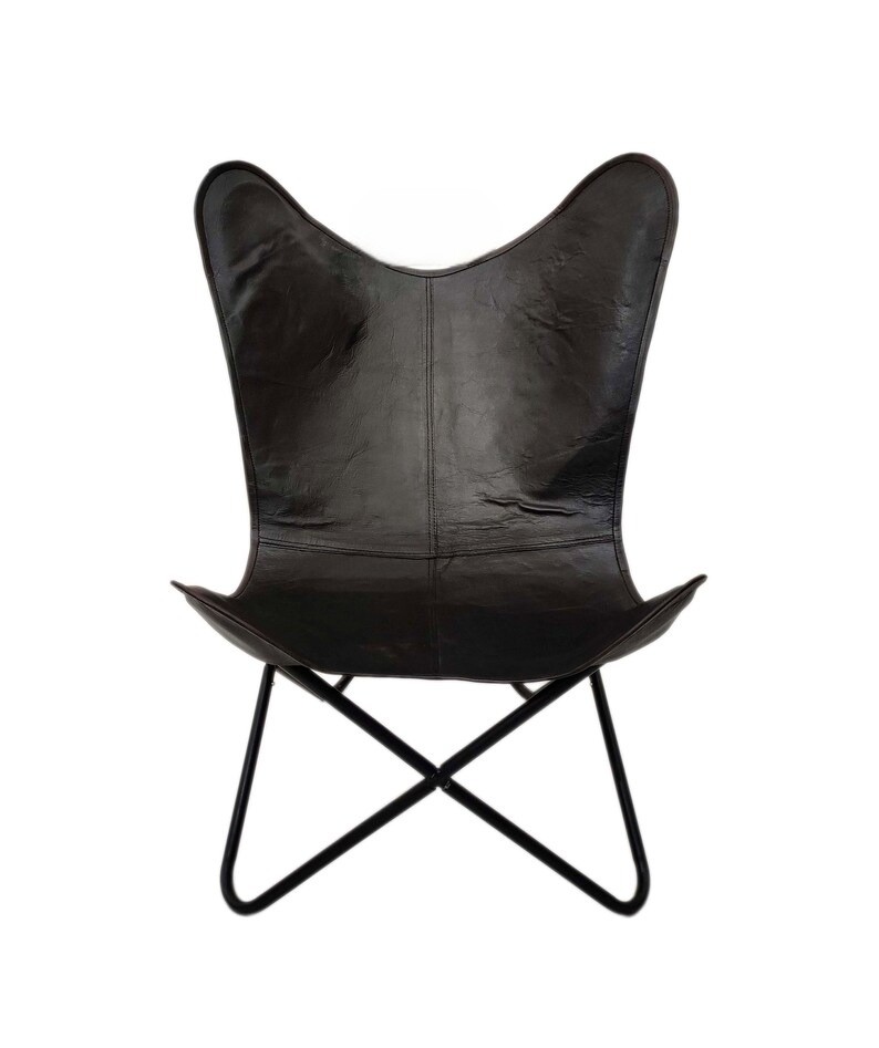 Black best sale leather chair